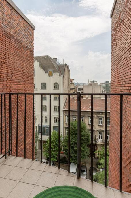 Grand Luxury On The Broadway W Jacuzzi Apartman Budapest